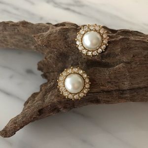 Vintage Trifari Gold Tone & Faux Pearl Earrings